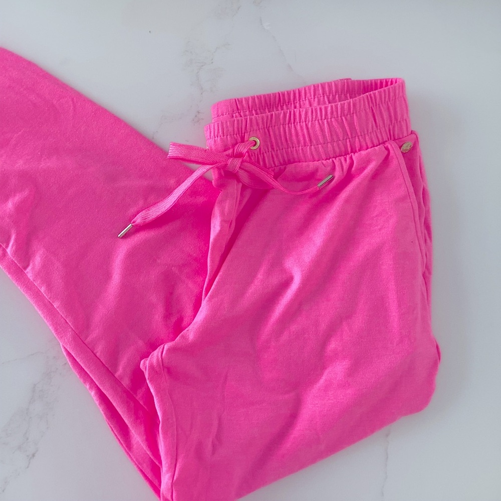 Vibrant Pink Lilly Pulitzer Luxletic sweat pants XS